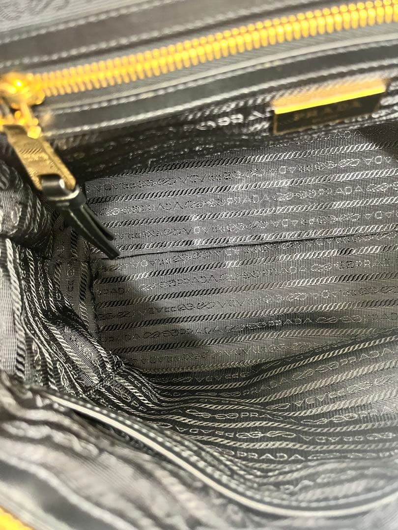 【美品】PRADA 黒 ナイロン レザー ハンドバッグ 2WAYショルダー付