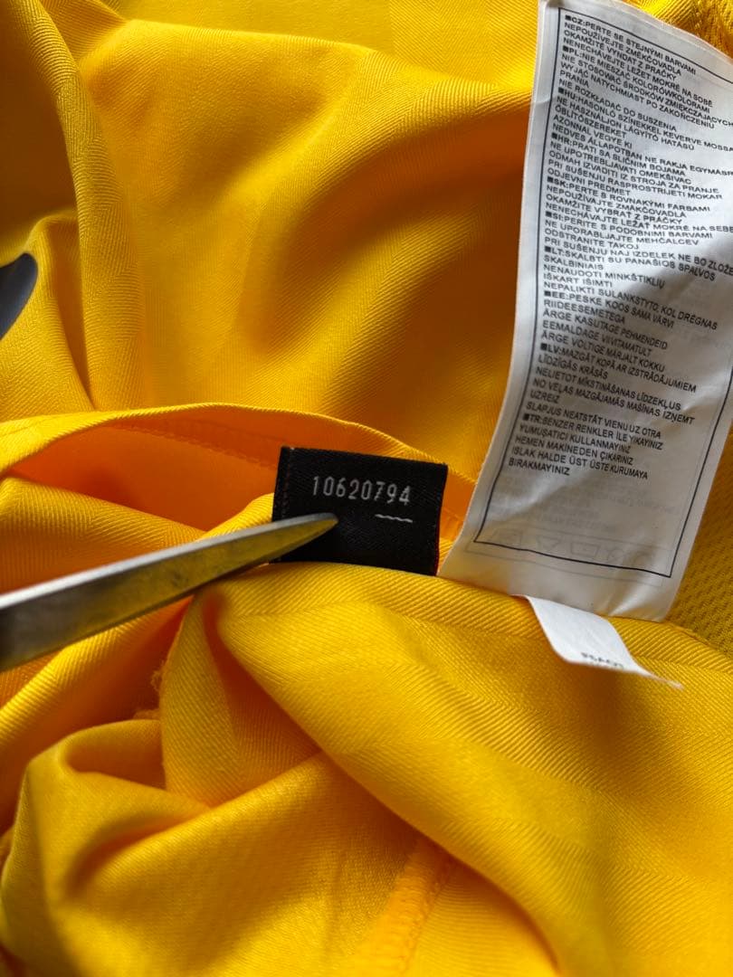 美品　05-06 アーセナル　ナイキ　アウェイユニフォーム　正規品　ヴィンテージ