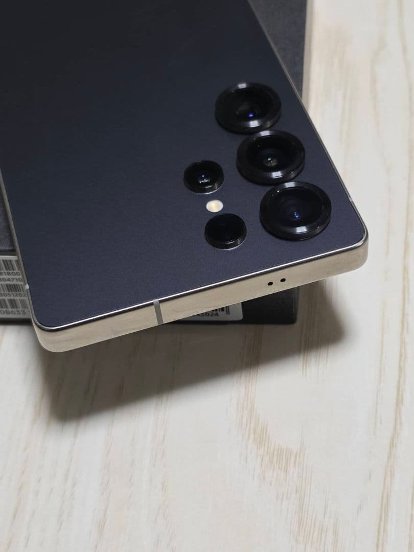 Galaxy S25 Ultra docomo 256GB ブラック 極美品‼️