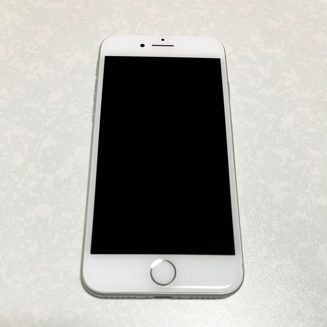 Apple iPhone 8 64GB シルバー【iFaceカバー付き】