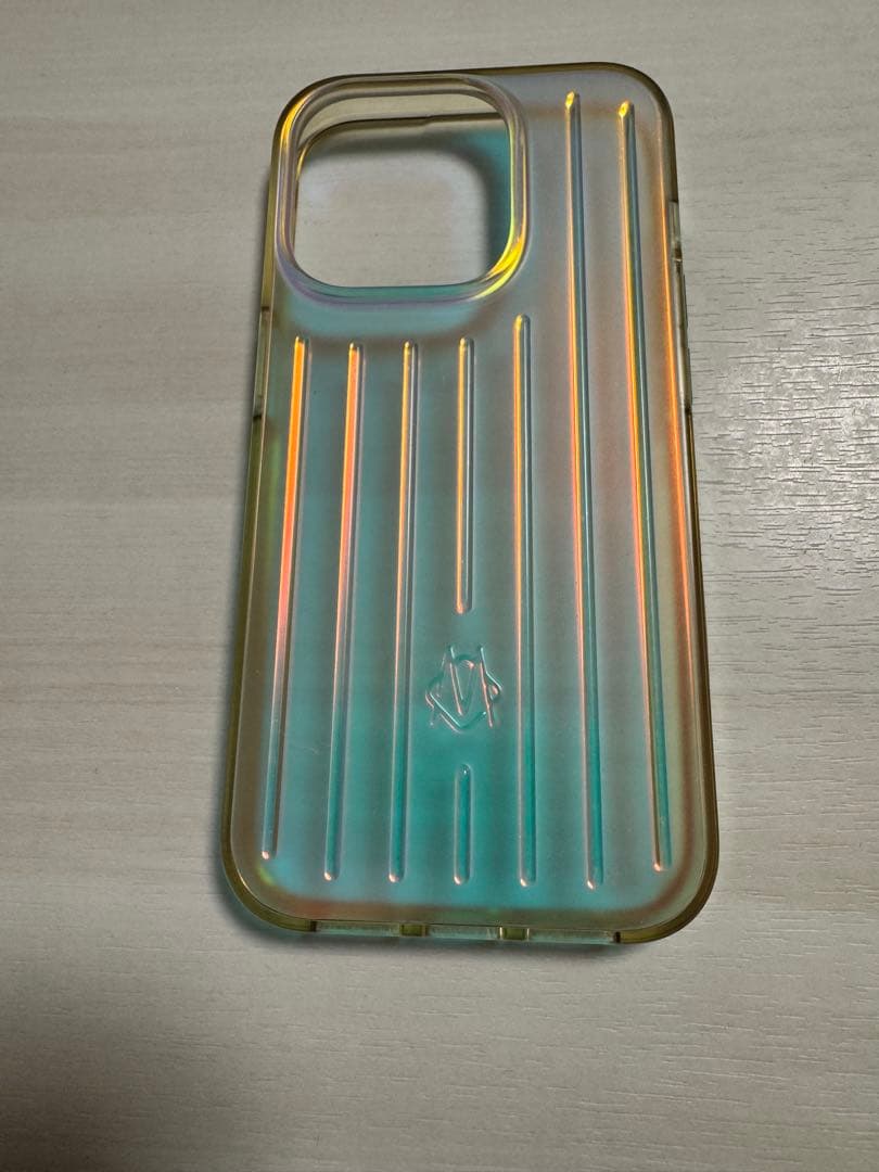 ⭐︎RIMOWA リモワ　イリディセント　iPhone15Pro用ケース　オーロラ