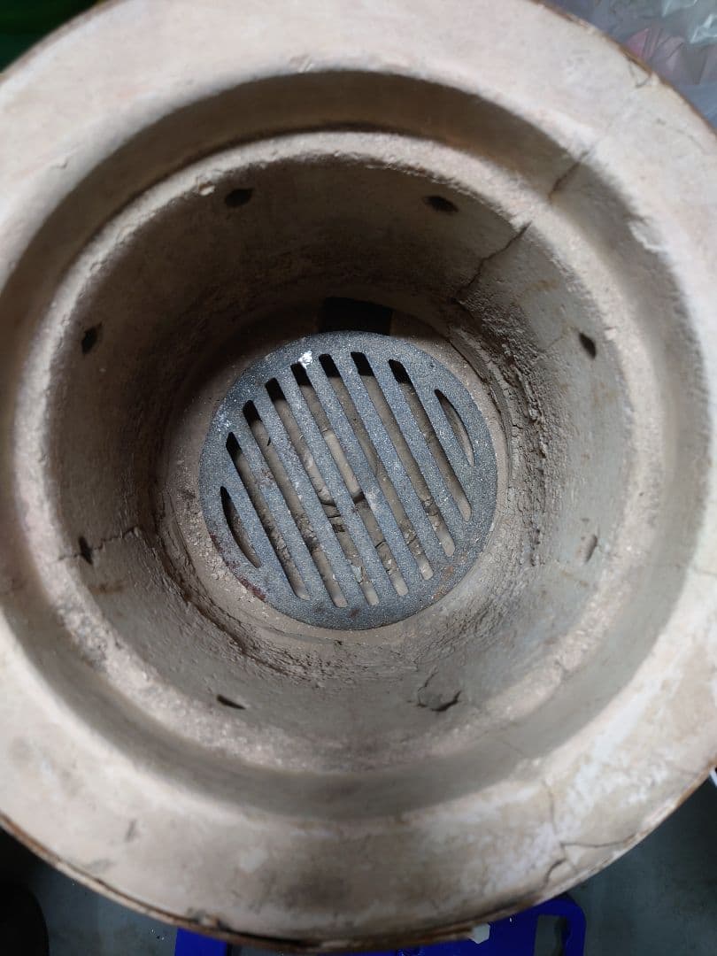 練炭コンロ　6号　大型　高さ35cm 蓋 合わせて41cm 直径32cm