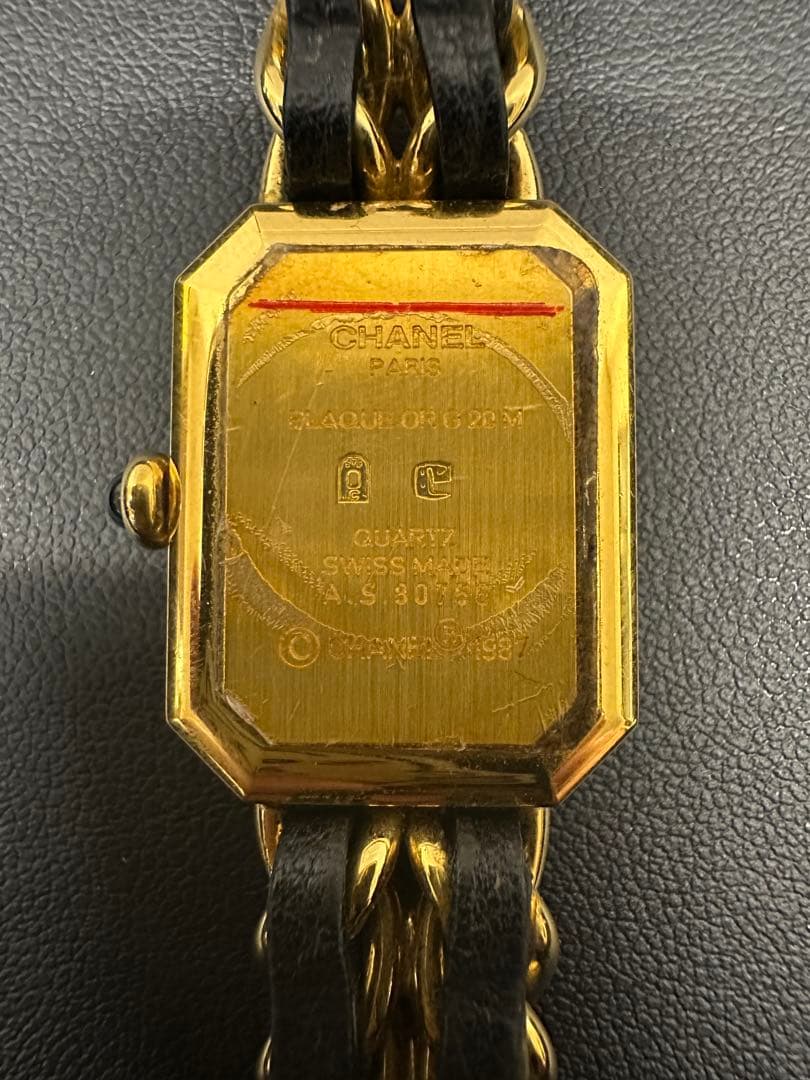 CHANEL シャネル プルミエール M クォーツ時計 黒金 レディース 不動