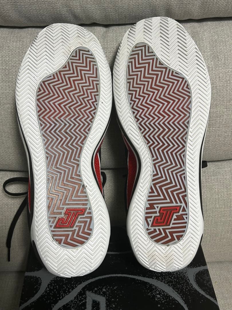 ジョーダン　テイタム4 限定カラー