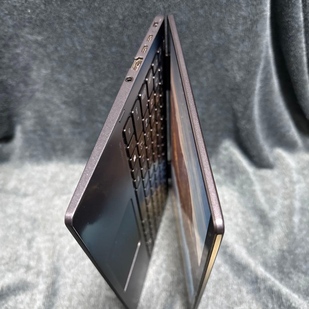 dynabook タッチパネル 第11世代i5 16GB／256GB 顔認証