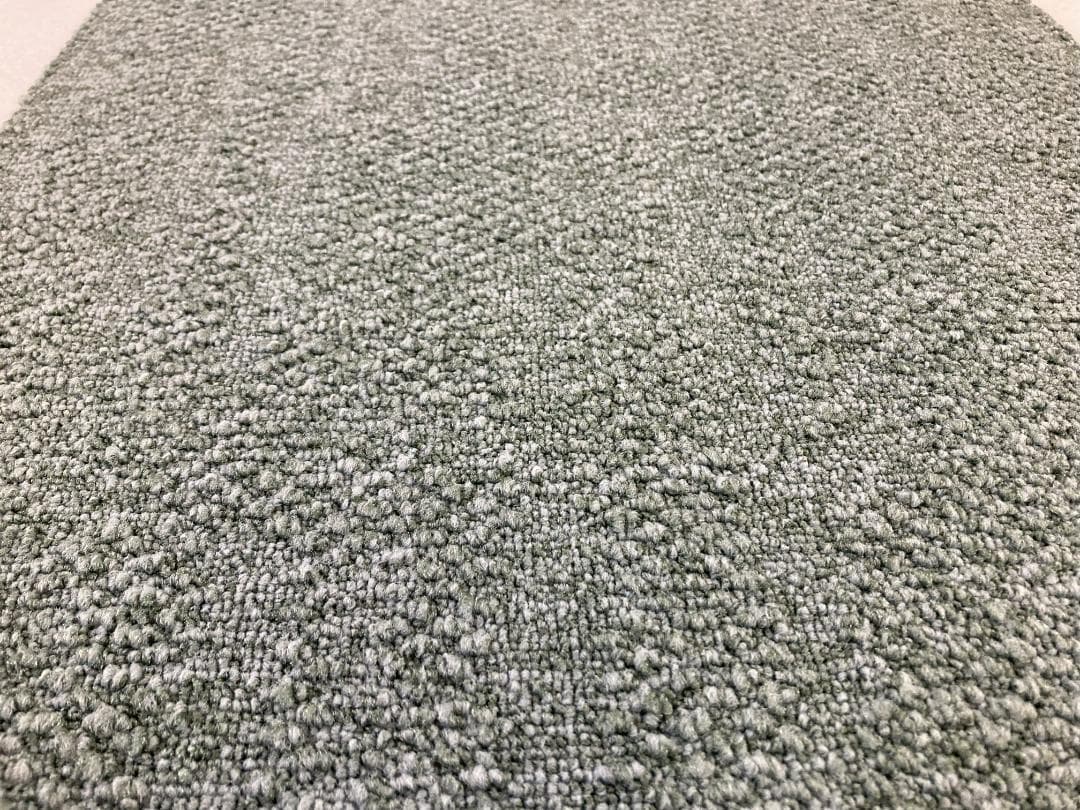 マカリカ　タイルカーペット　４８枚 新品・未使用　国内メーカー　正規品