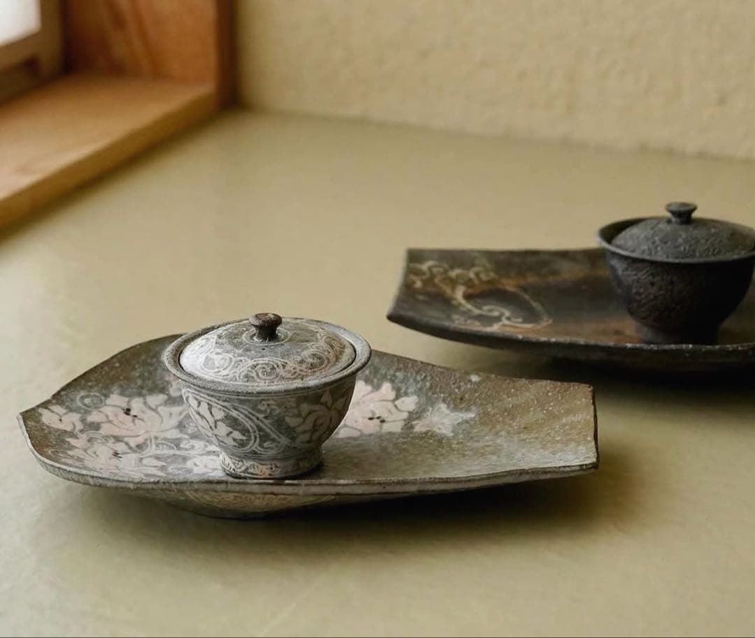 土本訓寛　土本久美子 象嵌 蓮文 蓮弁　作家物 陶磁器 一点もの　花柄