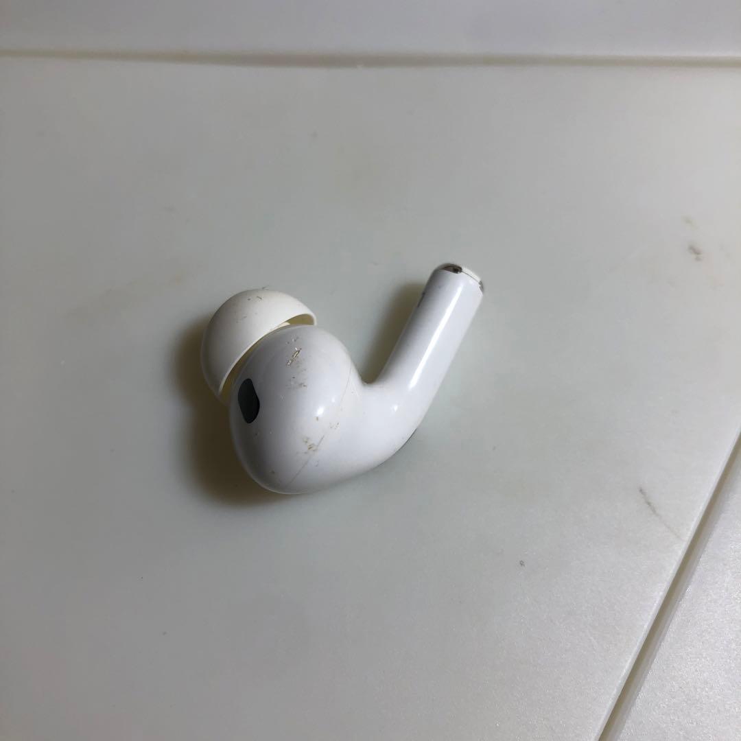 Apple AirPods Pro 第2世代　typeC 左側　左　左耳
