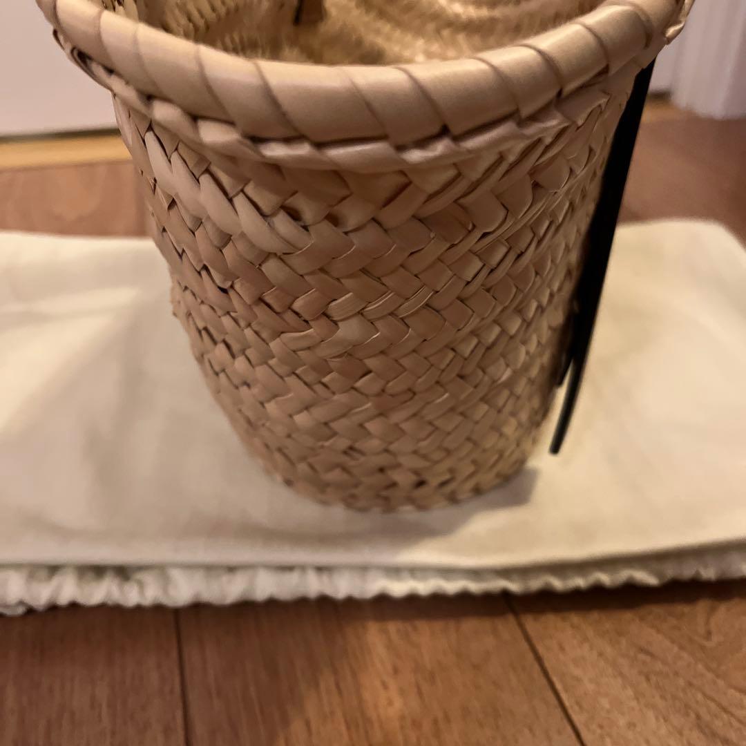 LOEWE ロエベかごバック　　数回使用　美品