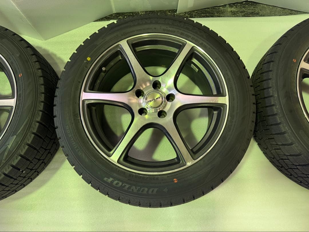 美品_R18_ホイル付スタッドレス_DUNLOP