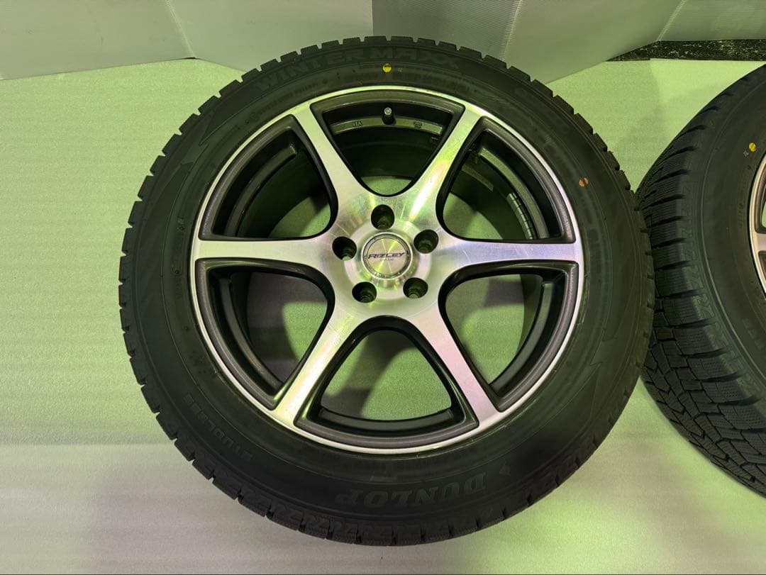 美品_R18_ホイル付スタッドレス_DUNLOP