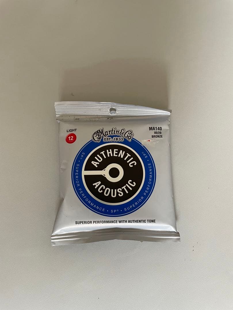 Taylor 210ce ソフトハードケース・新品弦付き