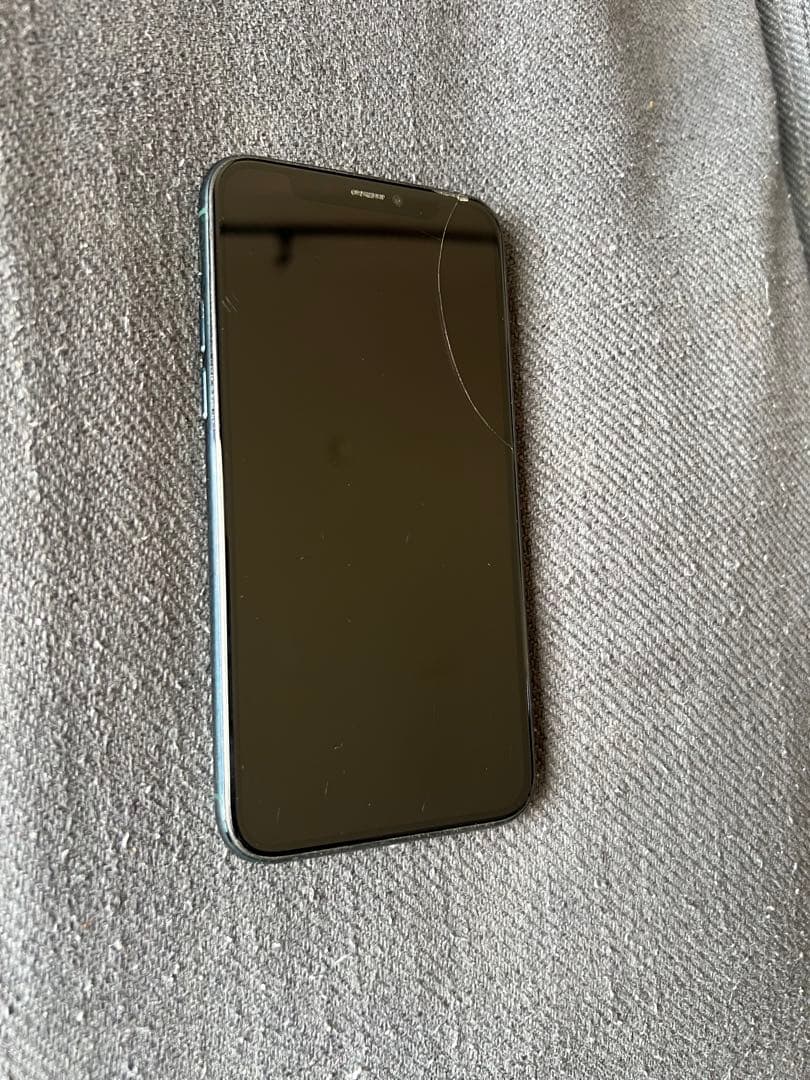 Apple iPhone 11 Pro 256GB ミッドナイトグリーン