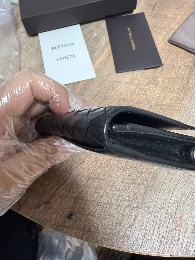 ボッテガ　名刺入れ　箱　袋付き　鑑定済み