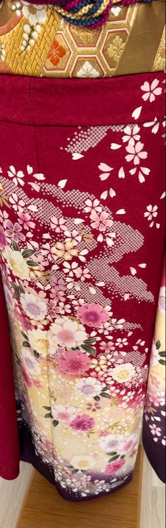 新春セール！　正絹長襦袢付き裄７０．５ｃｍ　豪華　５点セット刺繍振袖