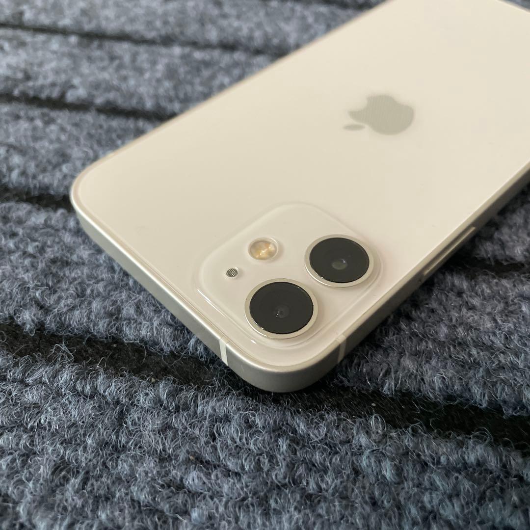 30 Apple iPhone12 mini 128GB ホワイト