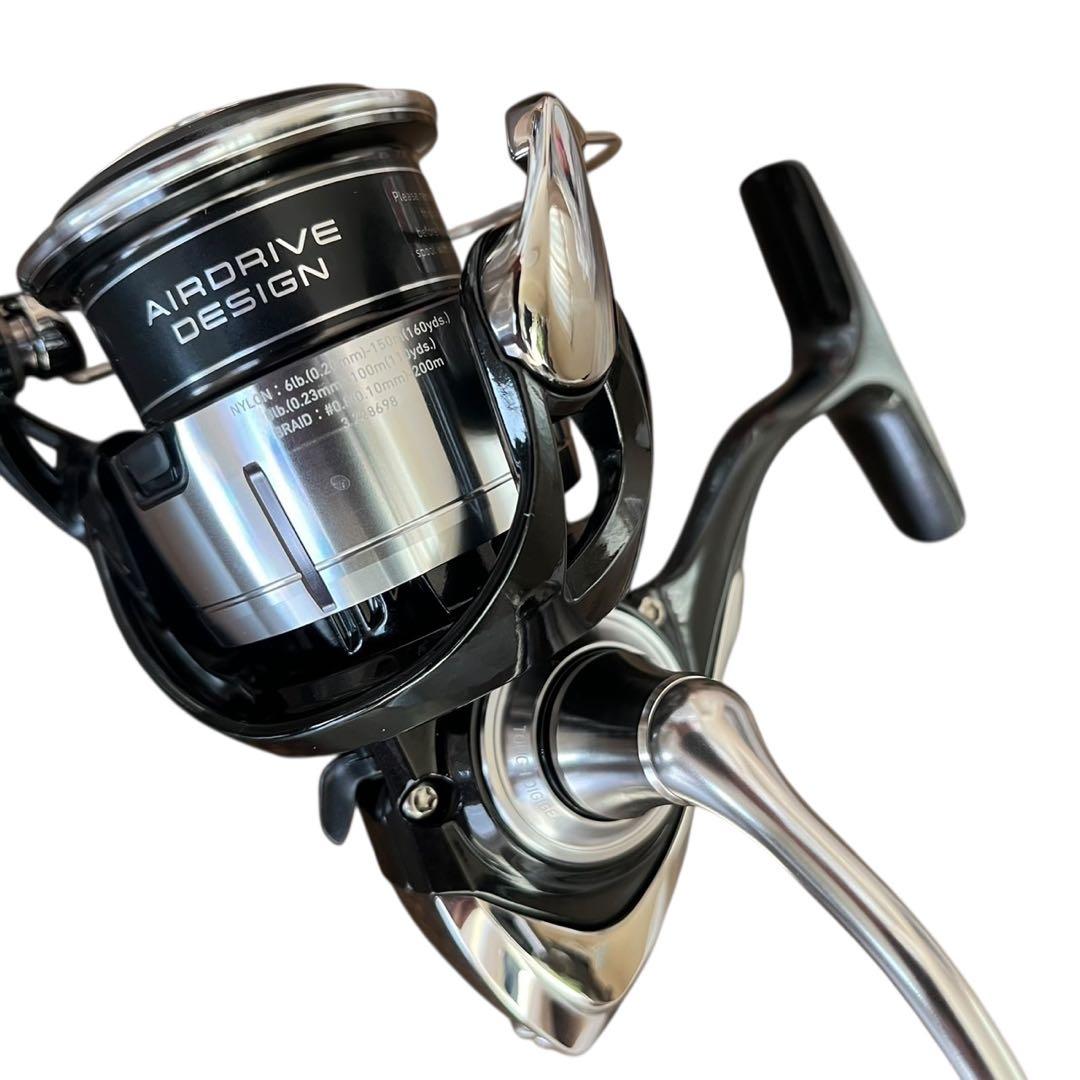 未使用 近年モデル ダイワ 23 レグザ LT3000S-CXH スピニング