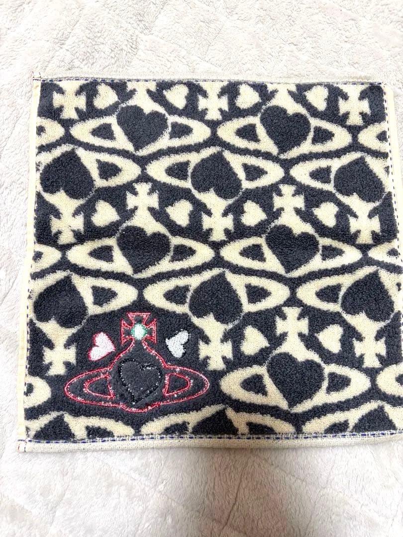 ヴィヴィアンウエストウッド　新品未使用タグなしハンカチ 8セット