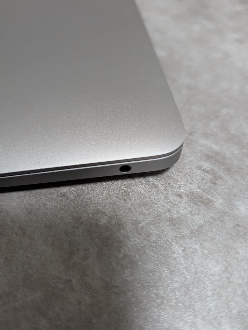 Apple MacBook Air M1 8GB/256GB スペースグレイ