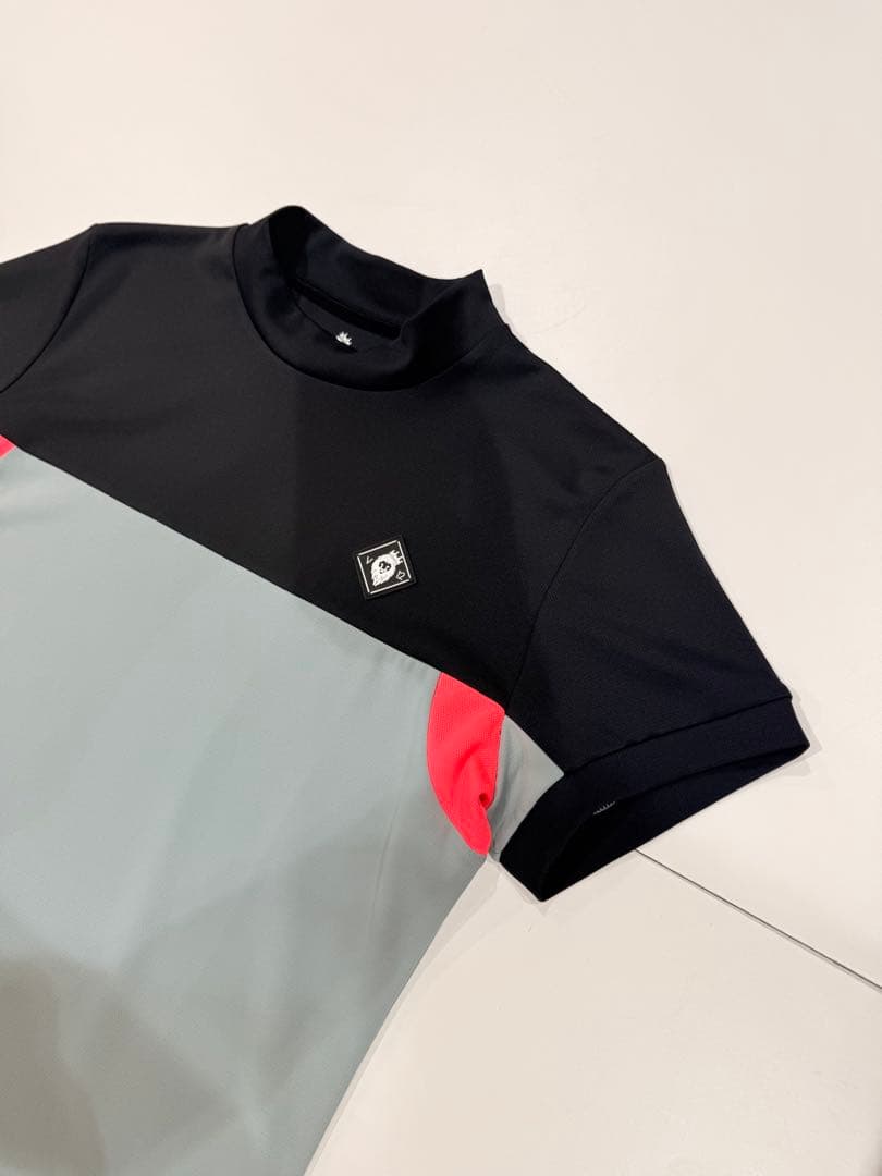 【新品】V12 レディース　半袖モックネック＆スカート　セットアップ　グレー　M