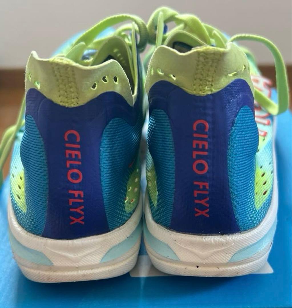 ホカ　シエロ　フライX cielo fly X 26.5cm