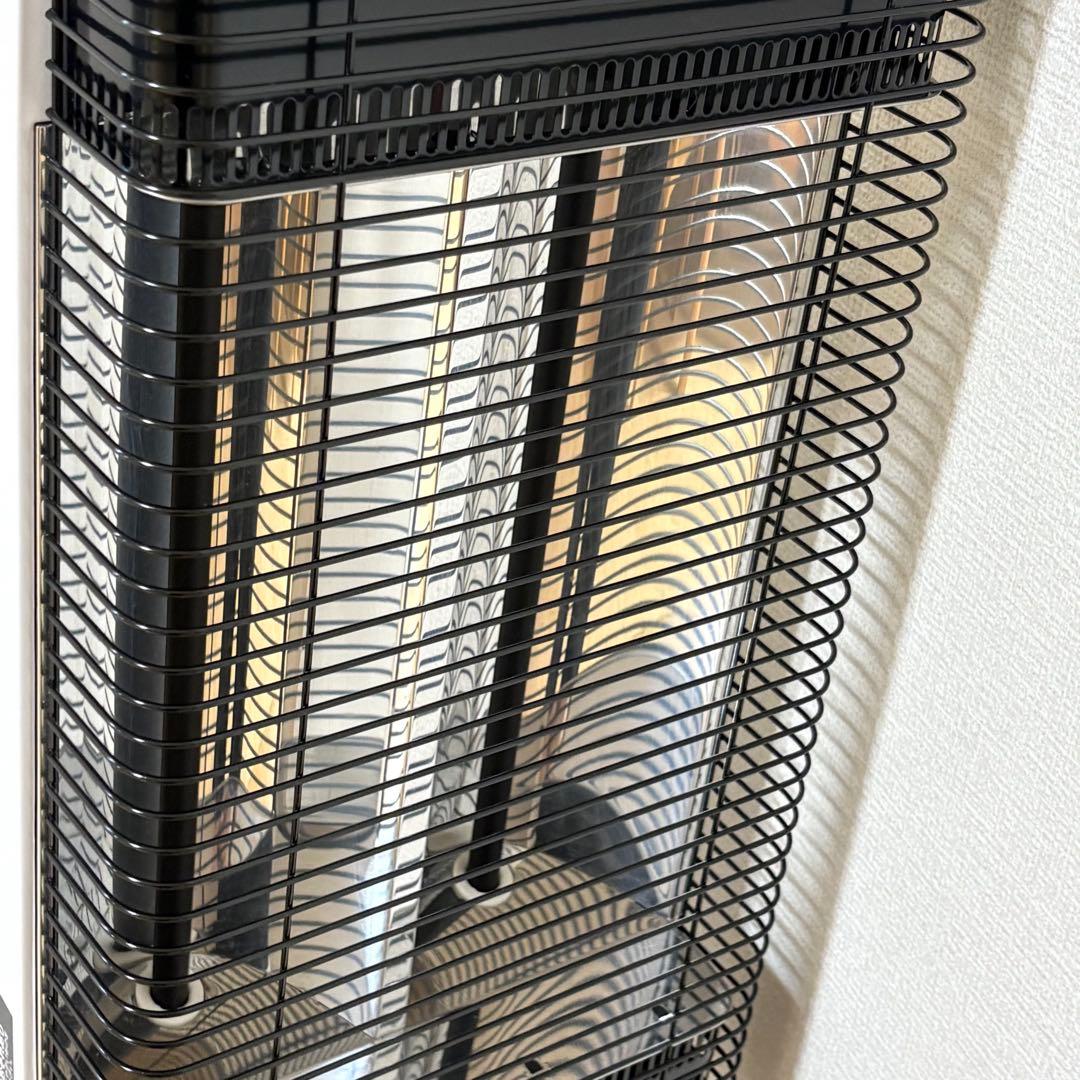 ダイキン 遠赤外線暖房機 セラムヒート CER11YS-W 2022年製