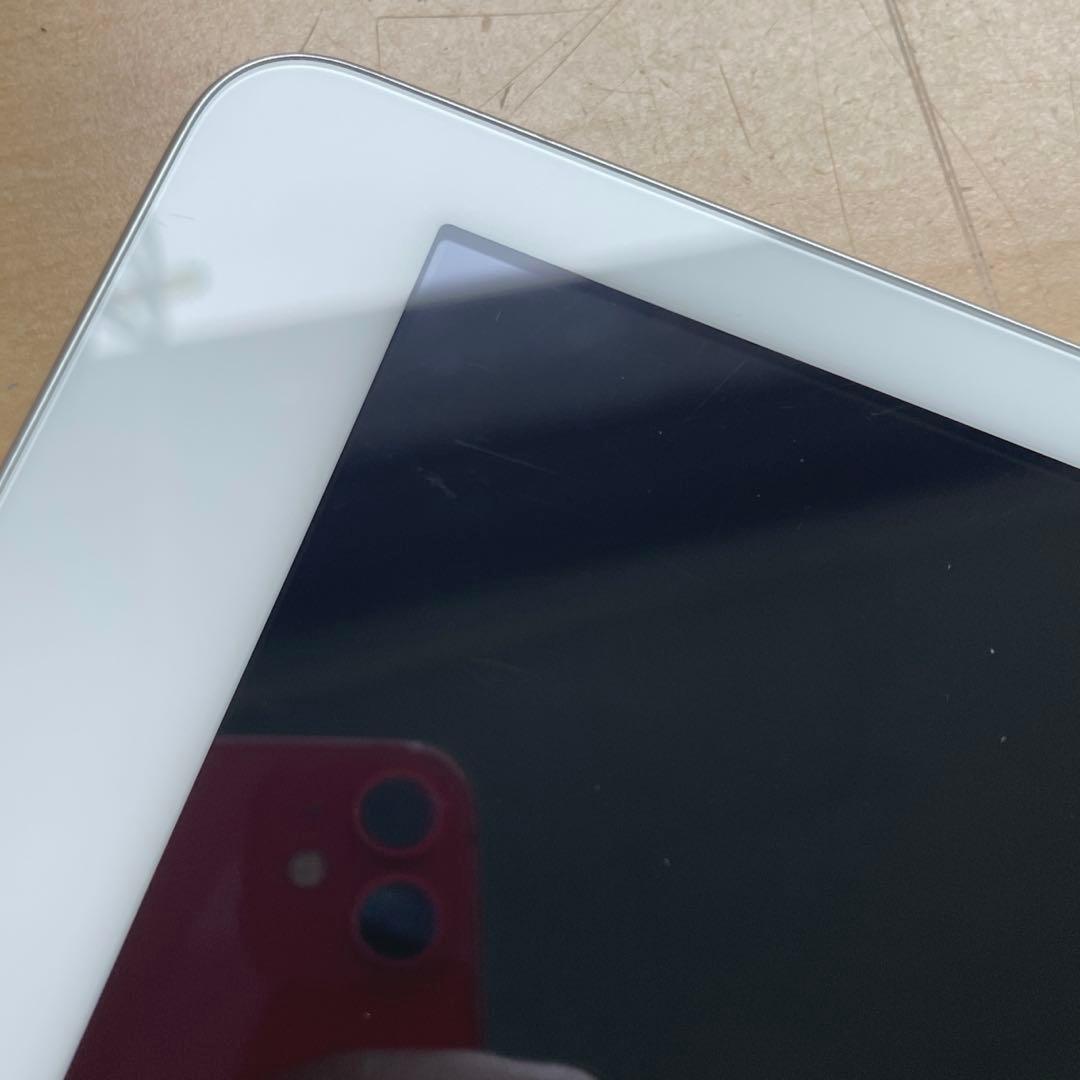iPad 第6世代　A1893　Wi-Fiモデル　シルバー　32GB 美品　#2