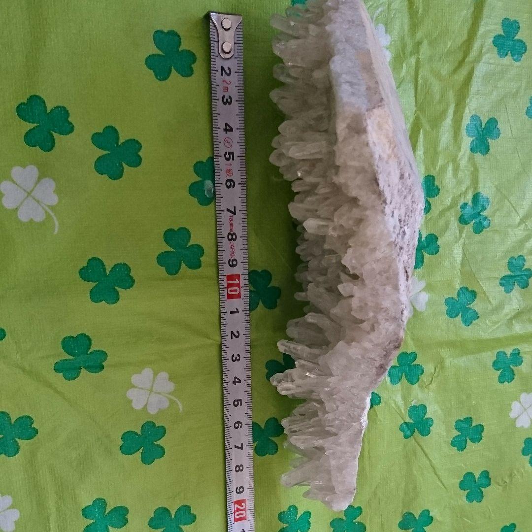 水晶クラスタ―(２０㎝サイズ)値下げしてます