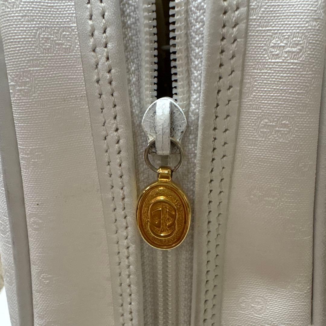 GUCCI ハンドバック　ホワイト