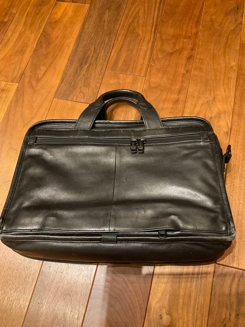 TUMI 2WAY レザーショルダーバック