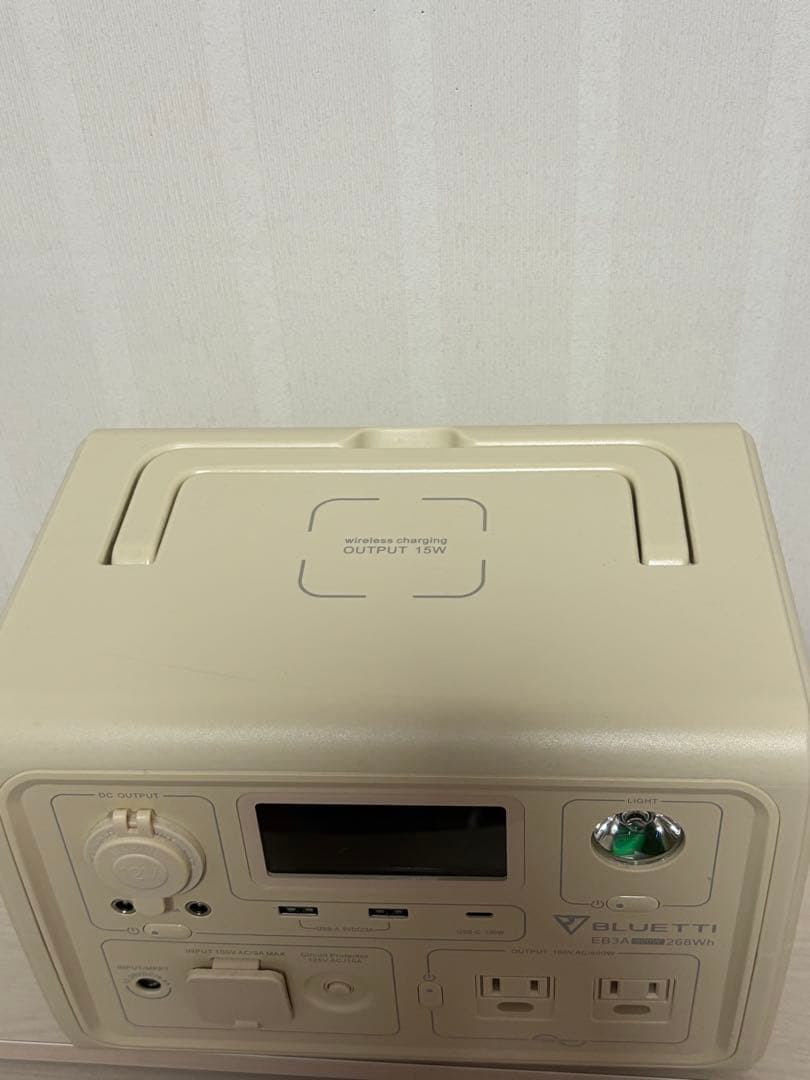 小型ポータブル電源 268Wh、600W 充電ケーブル付き