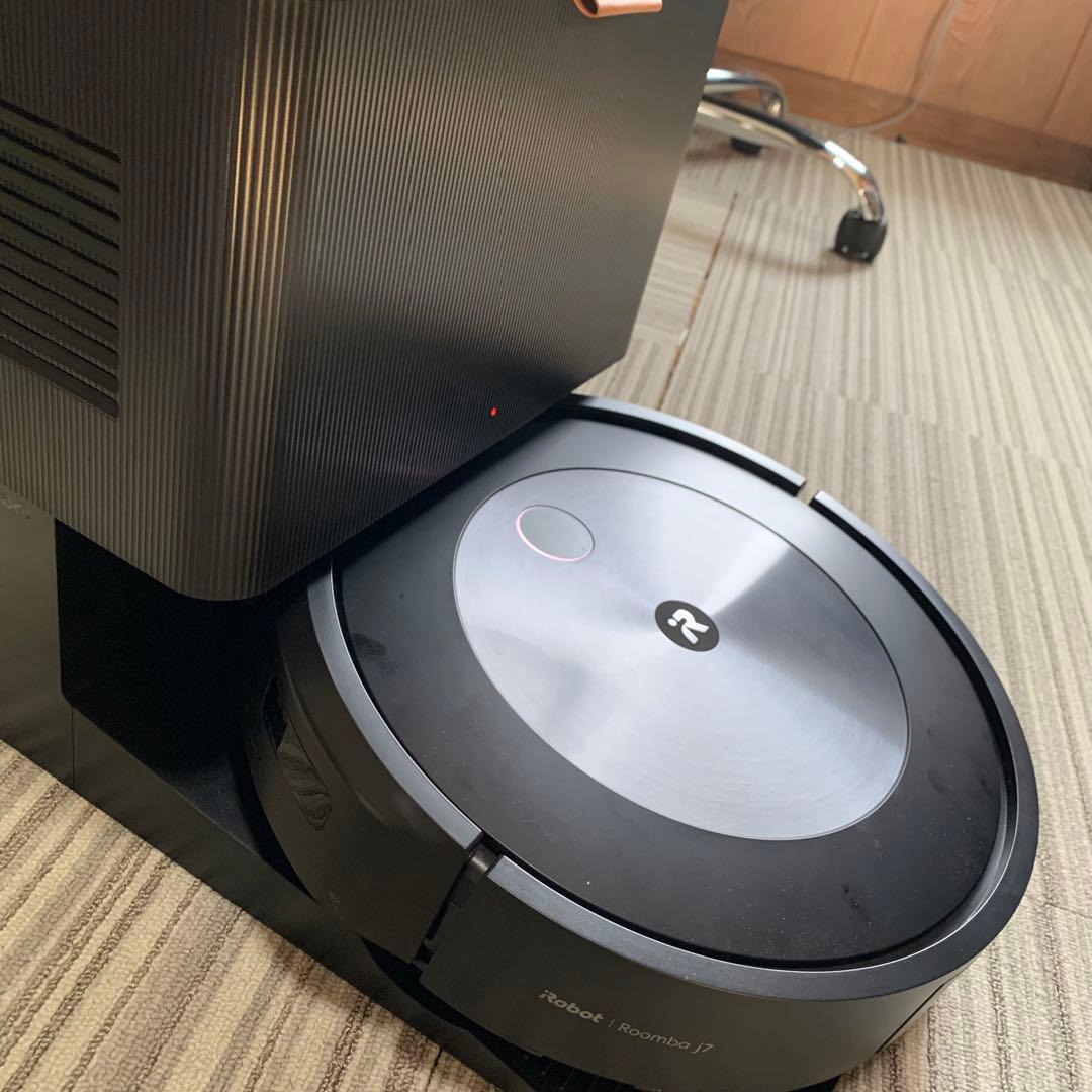 010☆数回使用のみ☆iRobot Roomba j7+ ブラック