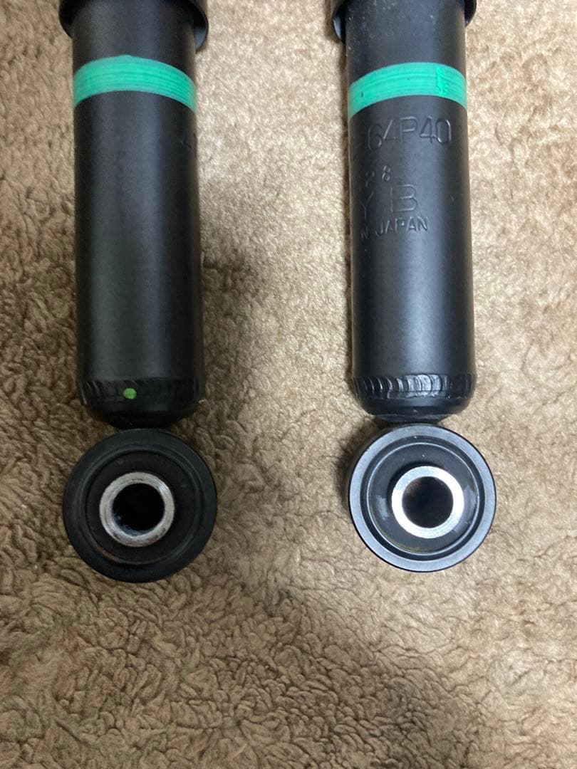 ショックアブソーバー4本セット