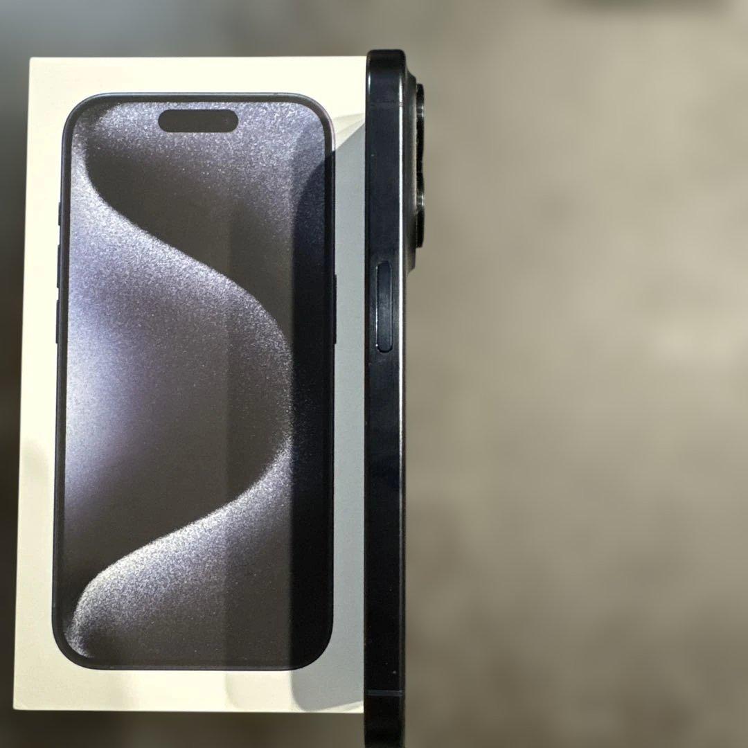 iPhone 15 pro 128GB ブルーチタニウム