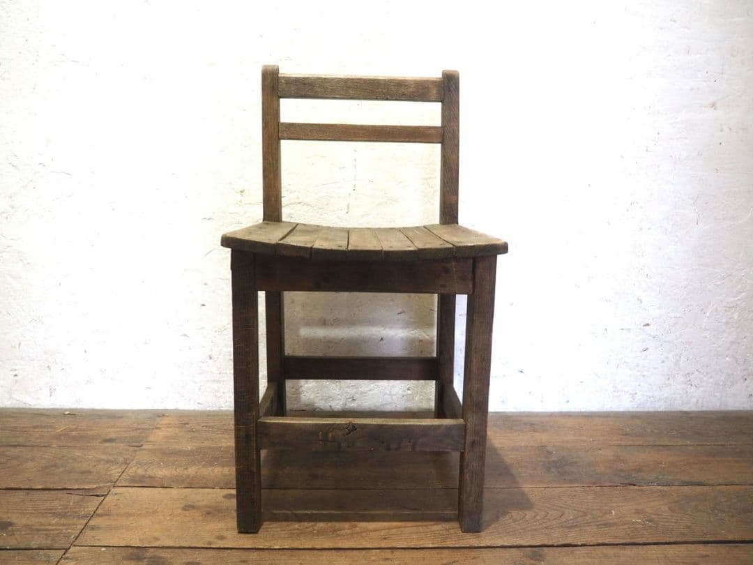 1294 ヴィンテージ　レトロな木製チェア　椅子　イス　学校　古家具　古道具