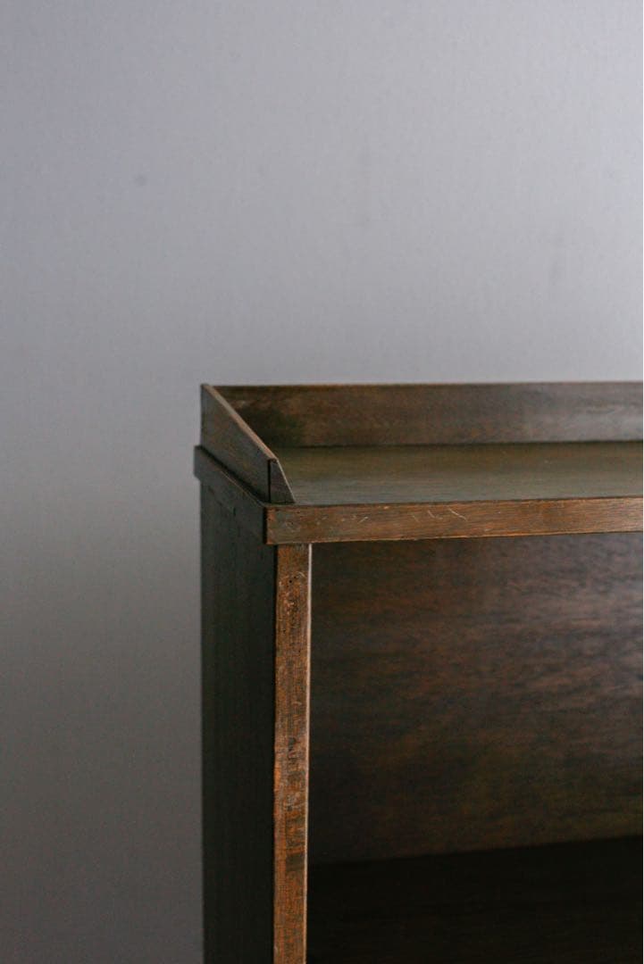 本棚　収納棚　ブックシェルフ キャビネット　ラワン材 古家具　アンティーク家具