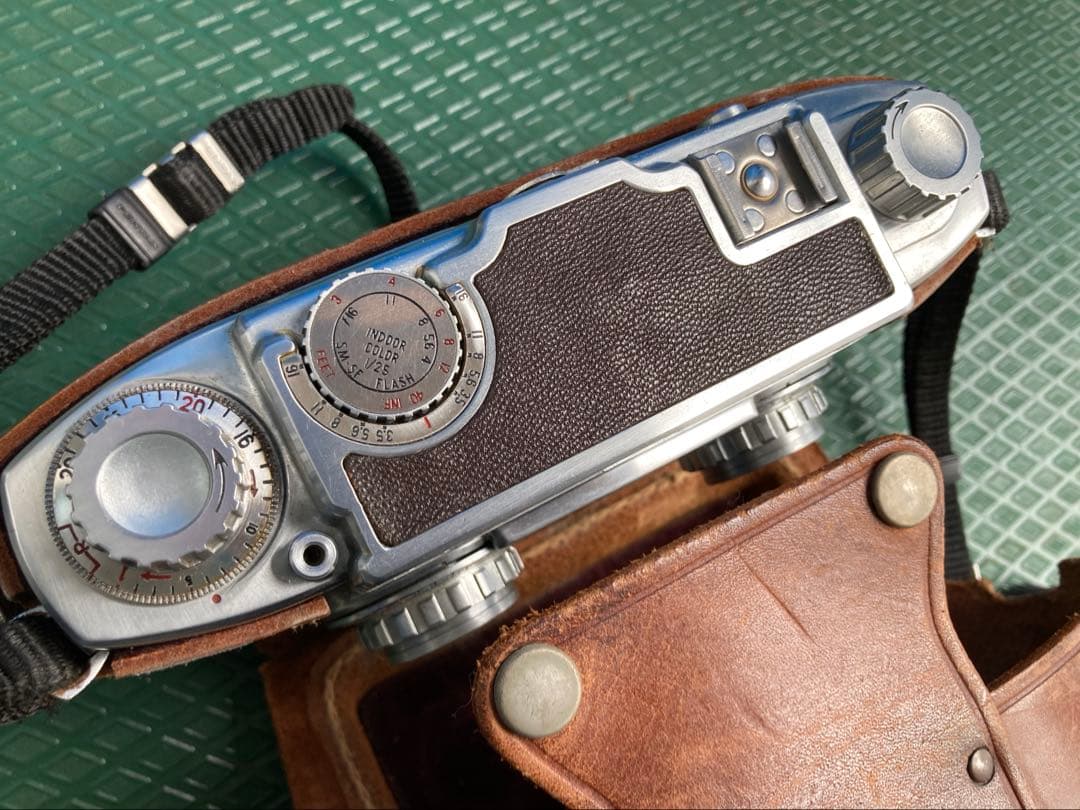 【ジャンク品】REVERE STEREO（リベレステレオ）33 フィルムカメラ