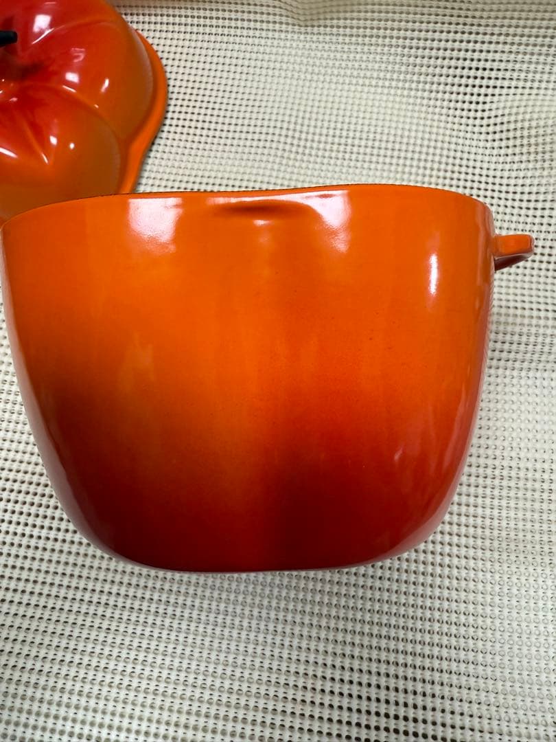レア　ル・クルーゼ　LE CREUSET　ピーマンココット　オレンジ　パプリカ