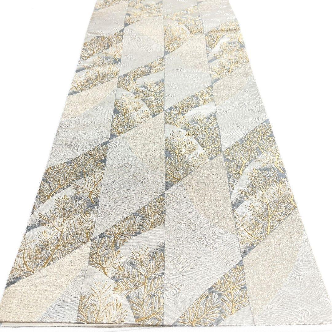 袋帯　献上松葉紋　縦縞　波模様　松葉　金糸　着物　123b p ms