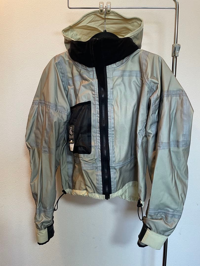 パズデザイン　ゴアテックスジャケット