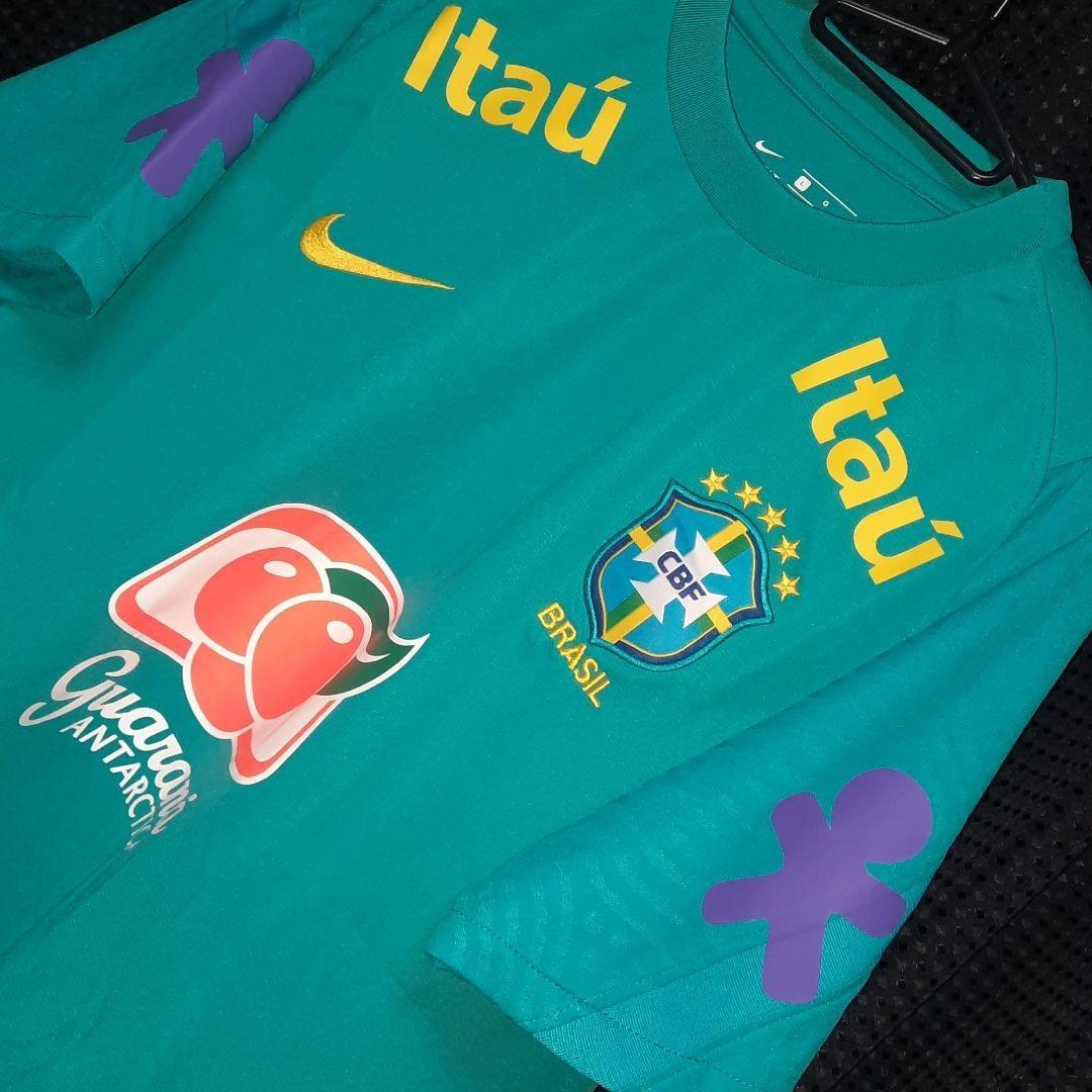21/22ブラジル代表 トレーニングシャツ フルスポンサーモデル。