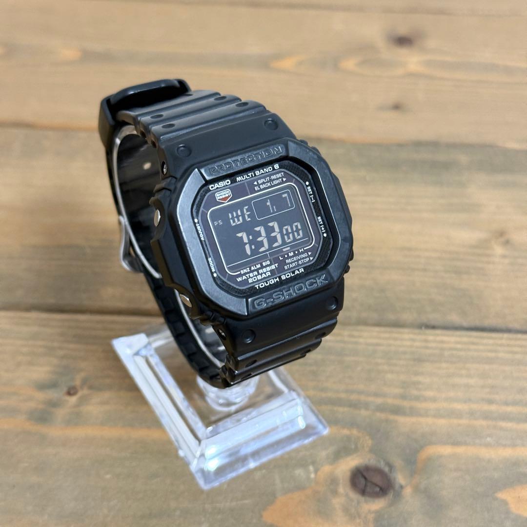 【美品】CASIO G-SHOCK GW-M5610 電波ソーラー