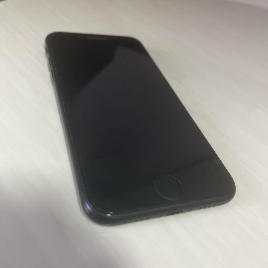 iPhone SE 第3世代 64GB SIMフリー MMYC3J/A　本体