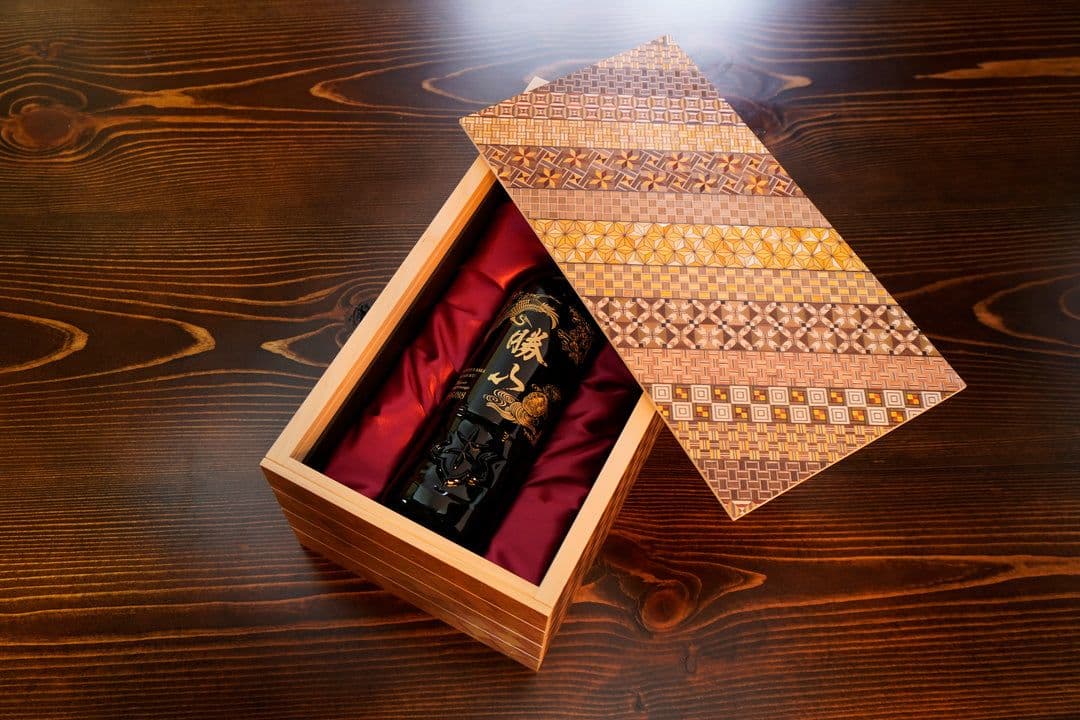 勝山　平成三十年間 氷熟貯蔵酒 720ml 箱根寄木秘密箱入り【限定88本生産】