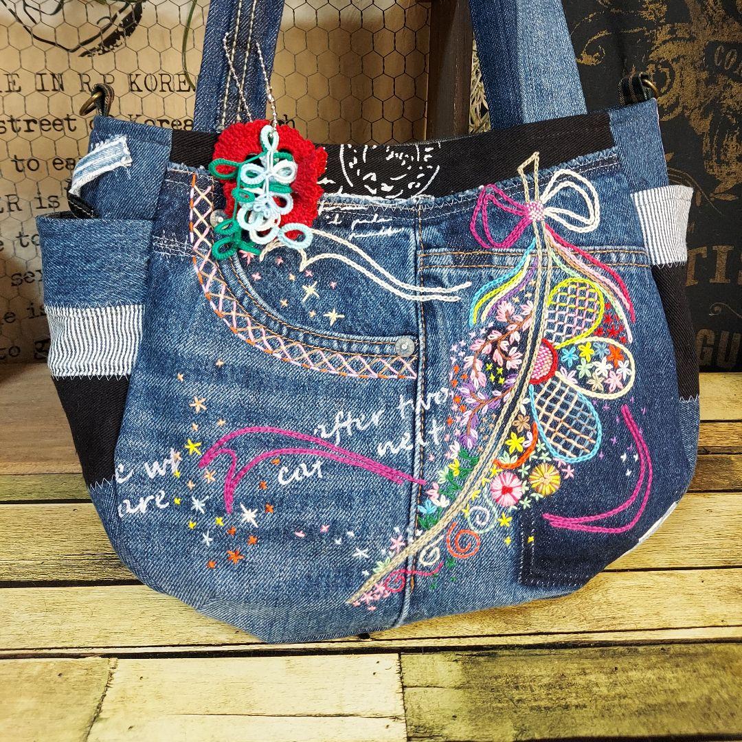 刺繍デニムバック　No.649　デニムリメイク　チューリップバック　丸いバック