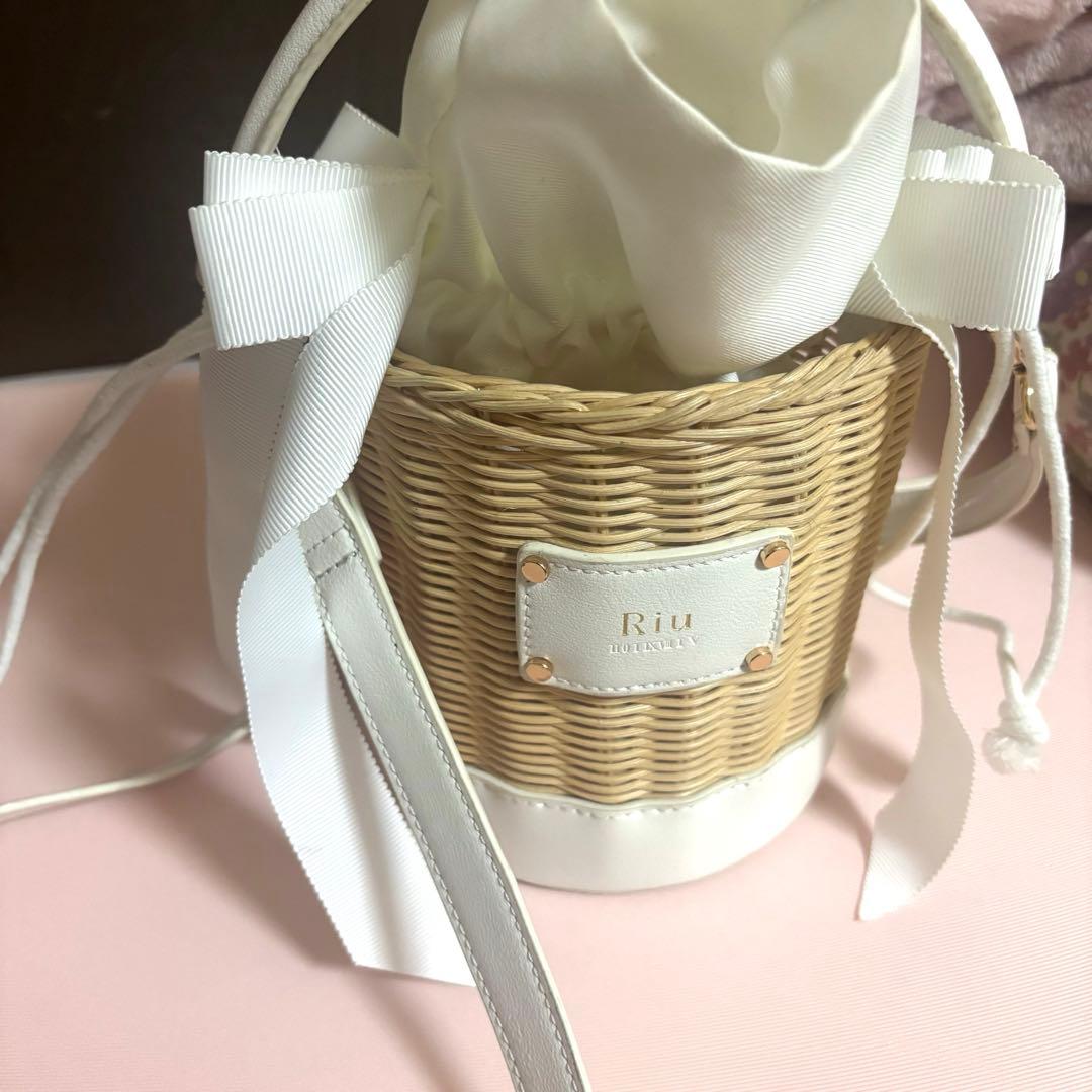 Riu かごバッグ