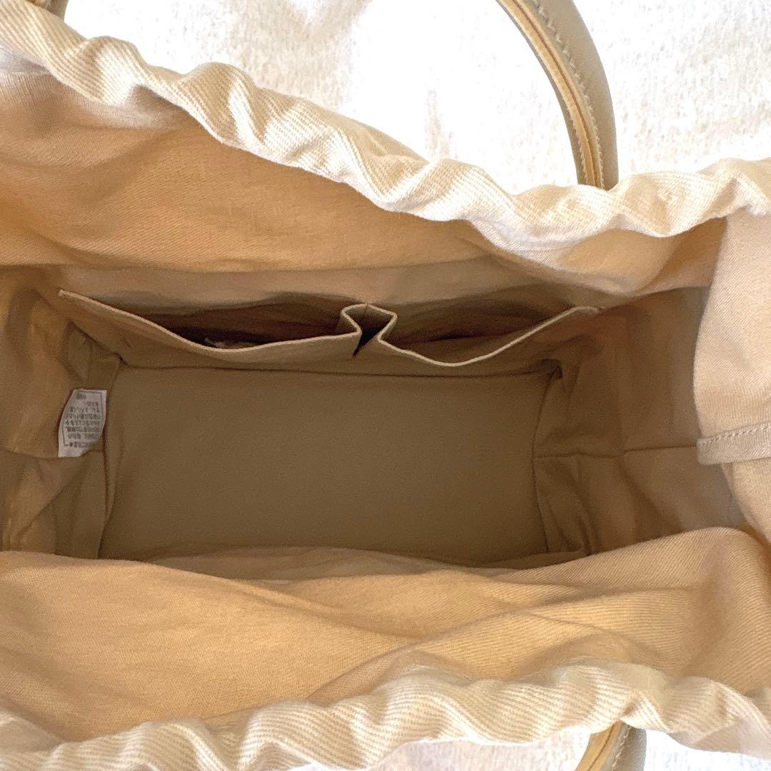 【お値下げ中】匿名配送　アンテプリマ　チェストワイヤートート　シャンパンゴールド