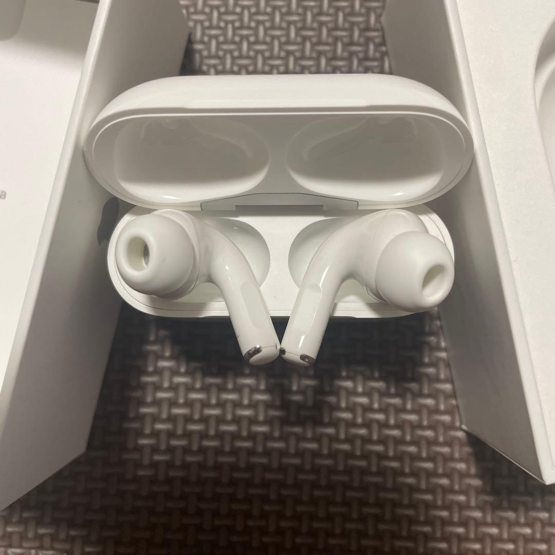 Apple AirPods Pro 本体 （第1世代） 中古 ケース付