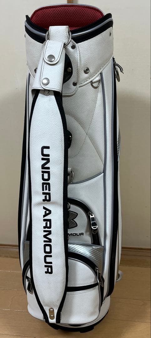 アンダーアーマー ゴルフキャディバッグ（中古品）