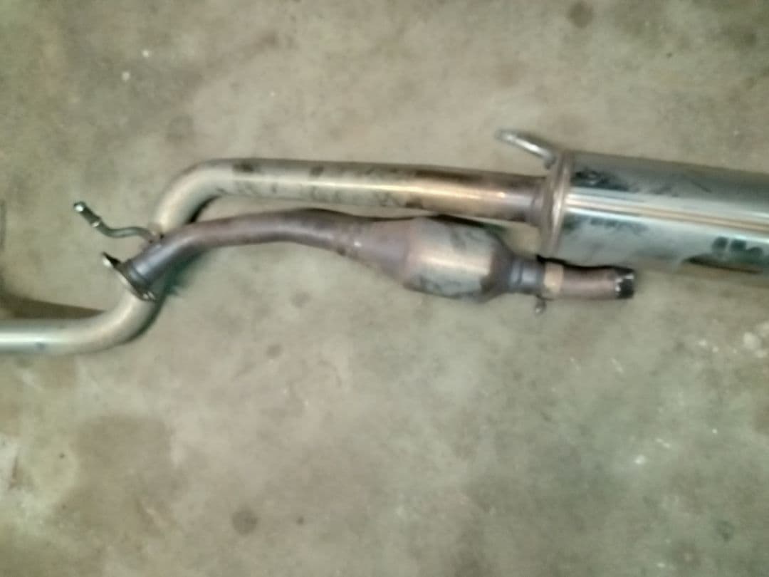 ha36sアルトワークスRSのBLITZフロント中間パイプマフラー